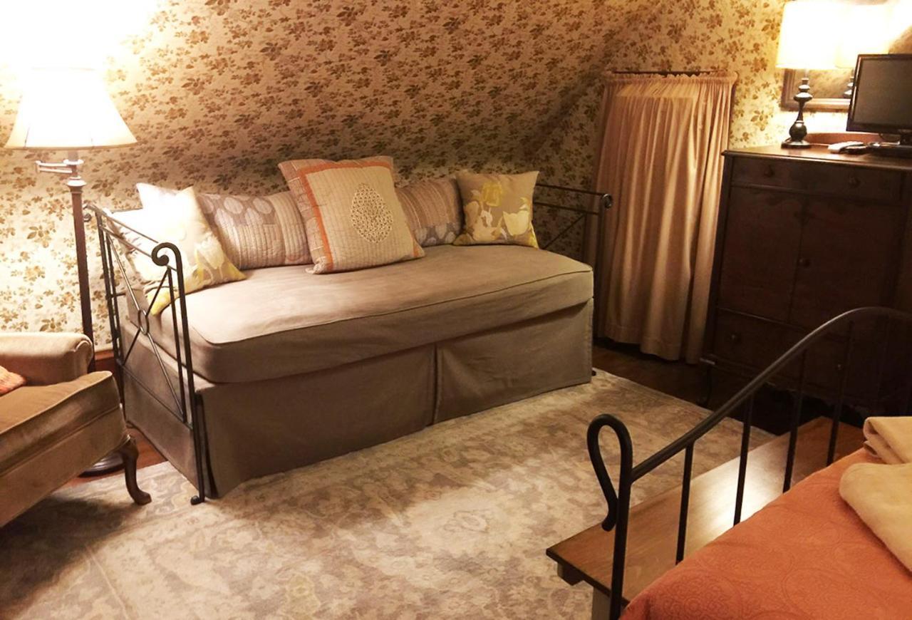 The Lancaster Bed And Breakfast Fertility Esterno foto